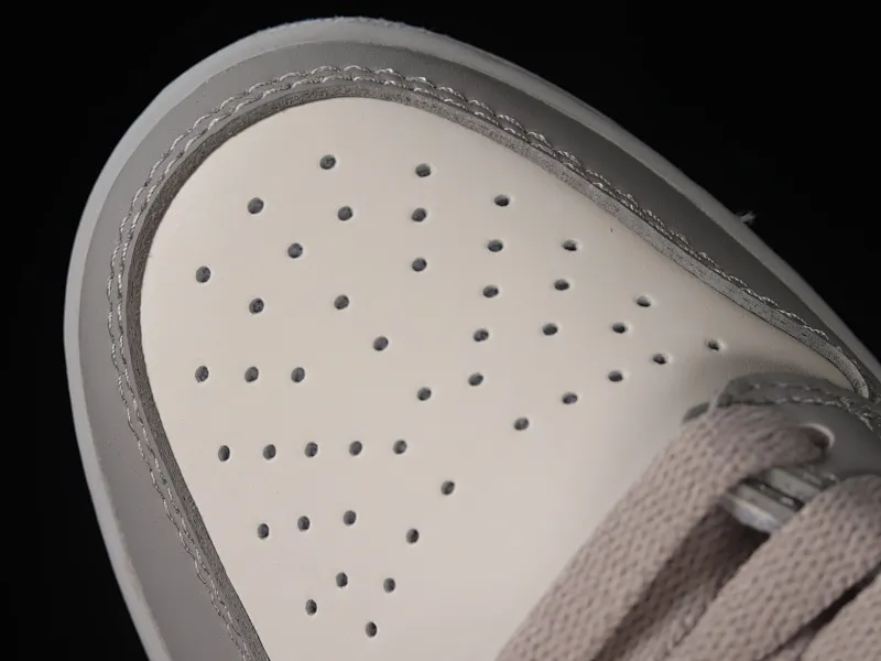 All categories Air Jordan Jordan series basketball shoes Air Jordan 1 Low Dior x Air Jordan 1 Low AJ1 Joe 1 Dior joint white gray low top CN8608-002